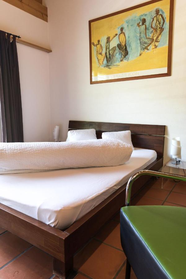 Schnider Bed&Breakfast und Café Vals Extérieur photo