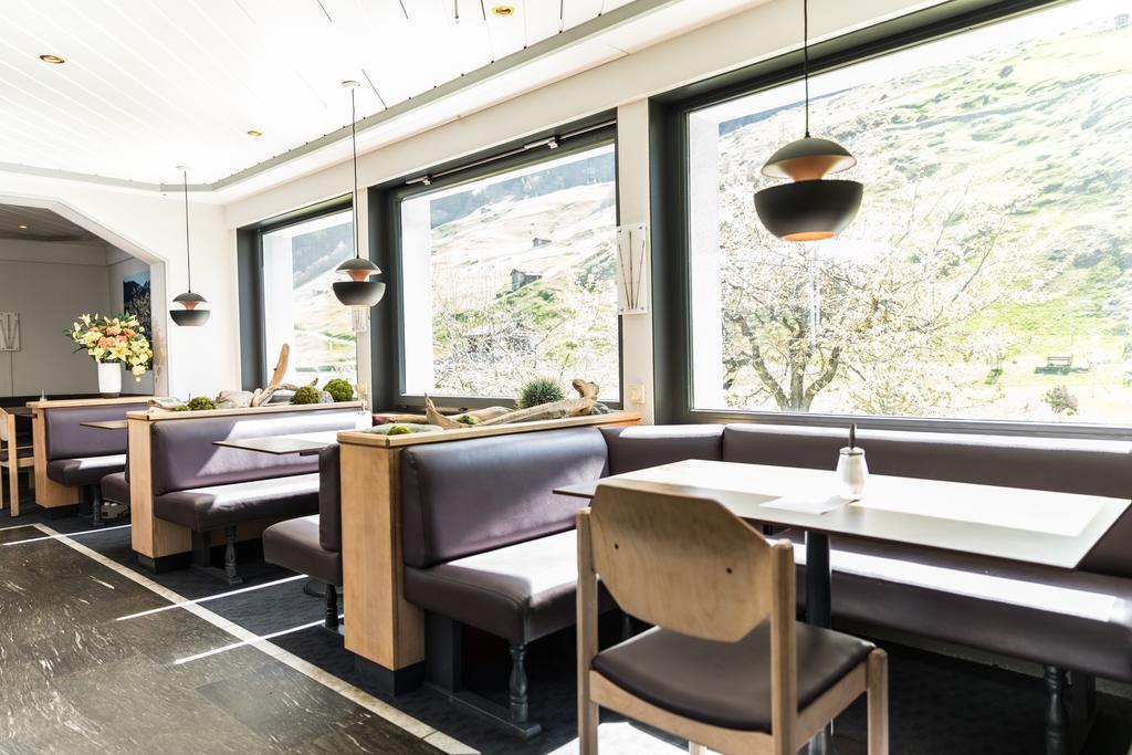 Schnider Bed&Breakfast und Café Vals Extérieur photo