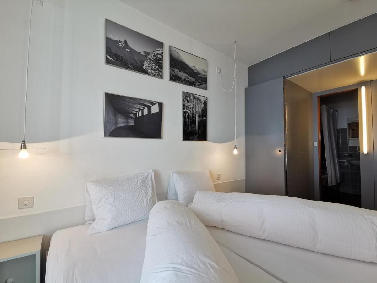 Schnider Bed&Breakfast und Café Vals Extérieur photo